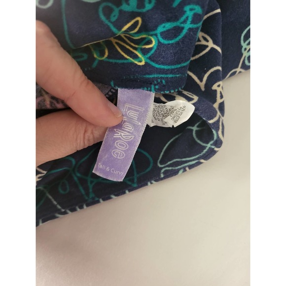 LuLaRoe Disney Navy Blue Leggings with Multi Color Minnie Doodles - Tall & Curvy - Picture 2 of 2